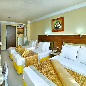 The Center Otel