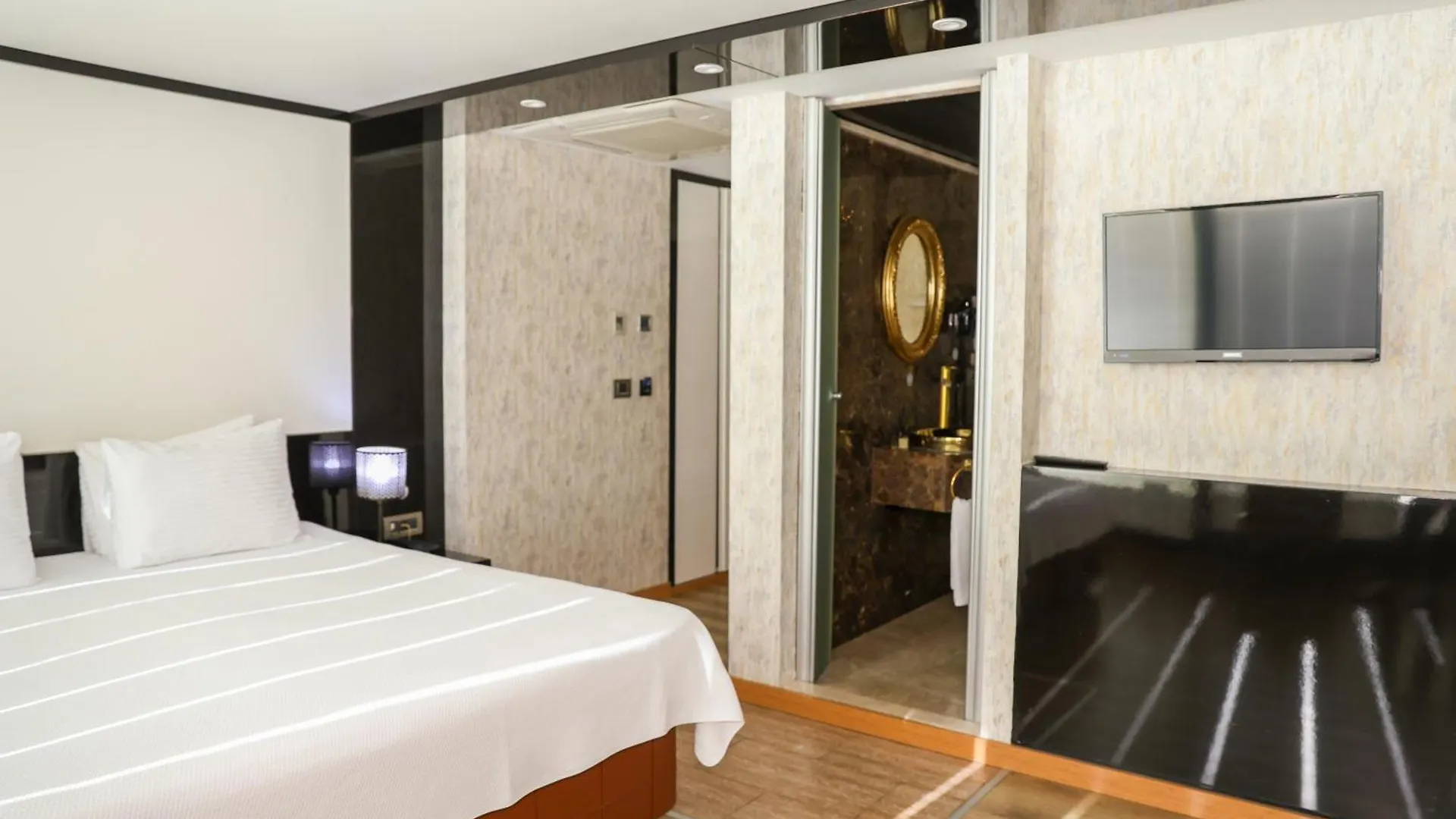 ****  The Hera Platinum Hotel Istanbul Turkey